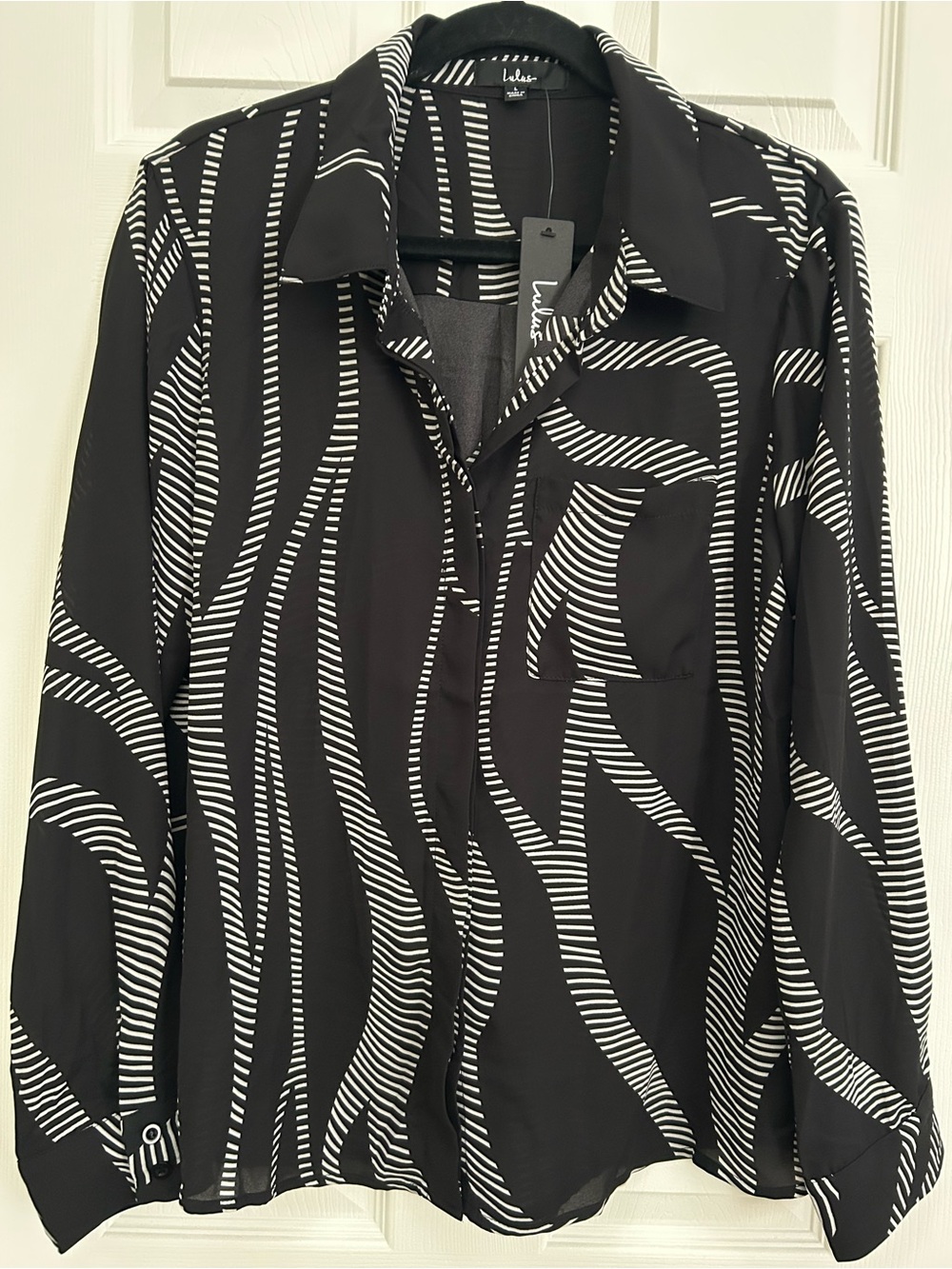 Lulu's Black & White Striped Collared Blouse | Size Large